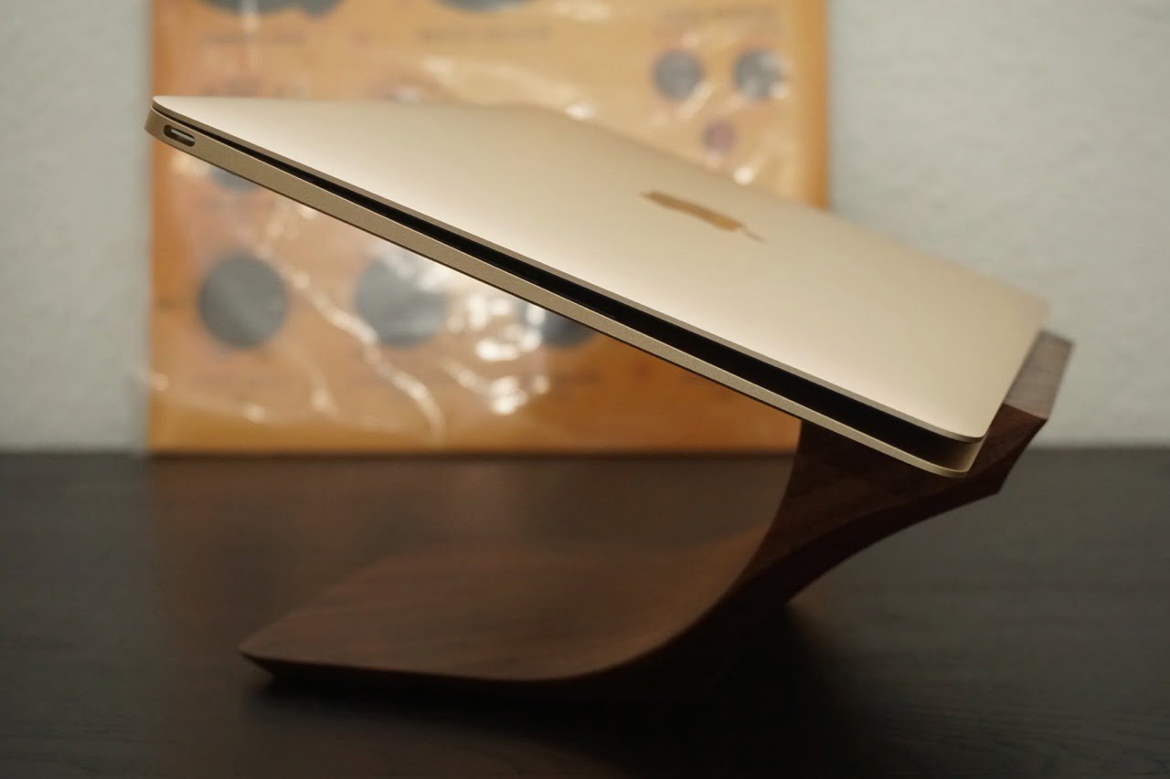 Review Beautiful Yohann Macbook Pro Walnut Stand Tested Mac Egg